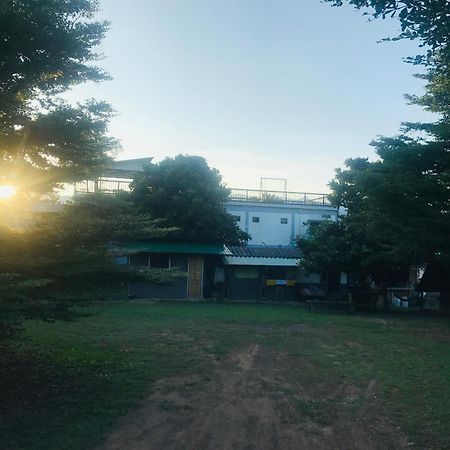 Pai Sleepy Hut旅馆 外观 照片