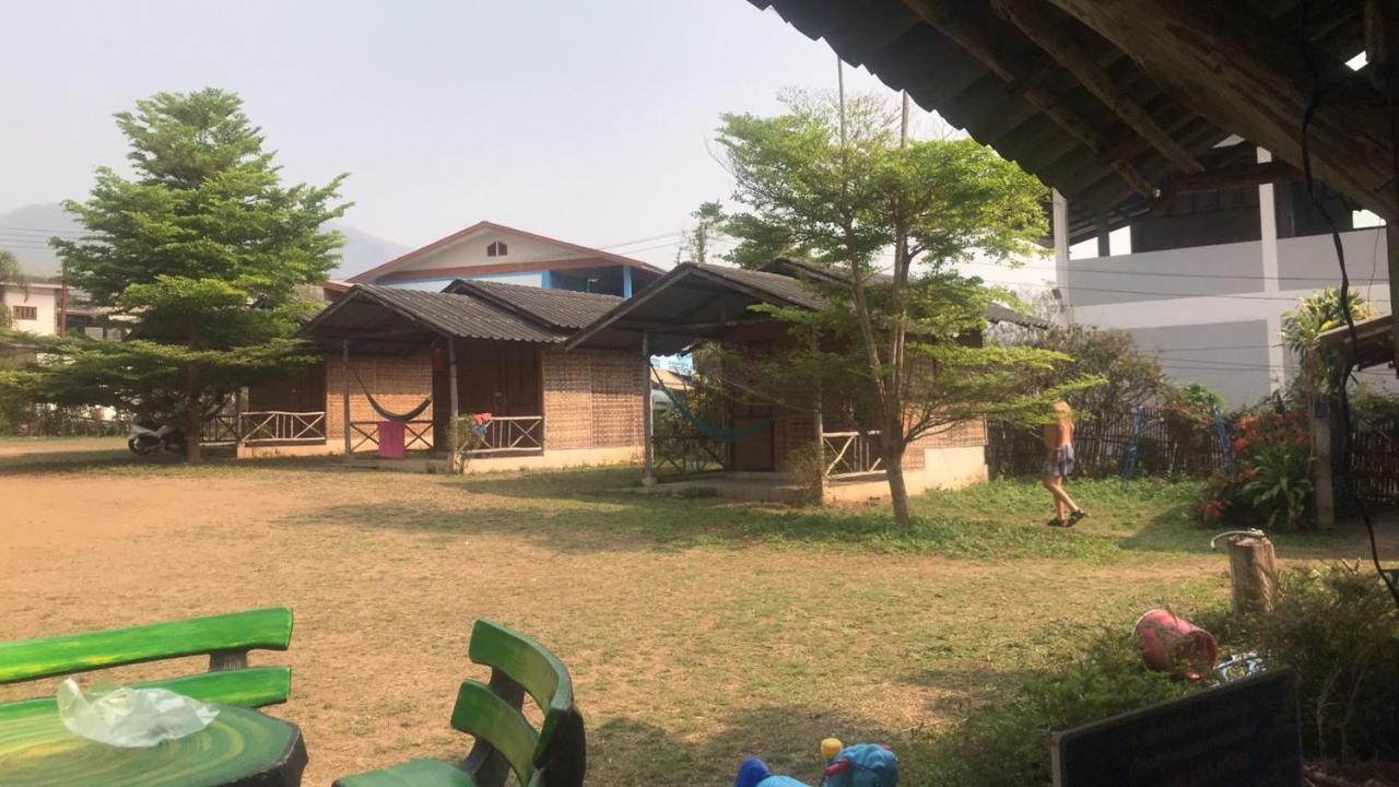 Pai Sleepy Hut旅馆 外观 照片